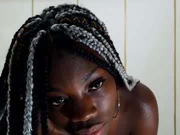 หลุด นม ใหญ่ Cute ebony teenie wants to fuck her way to porn star level